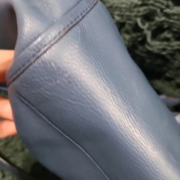 Coach Park Carrie Blue Leather Shoulderbag - Picture 13 of 15